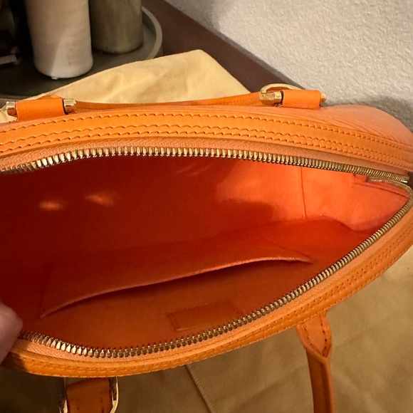 Louis Vuitton Epi Jasmin handbag - Picture 5 of 10